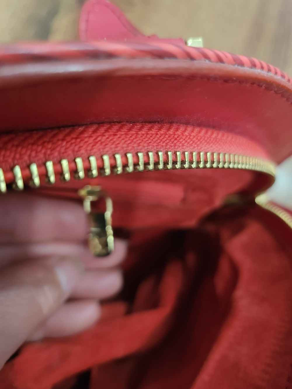Louis Vuitton Red Epi Leather Alma PM Handbag - Picture 6 of 11